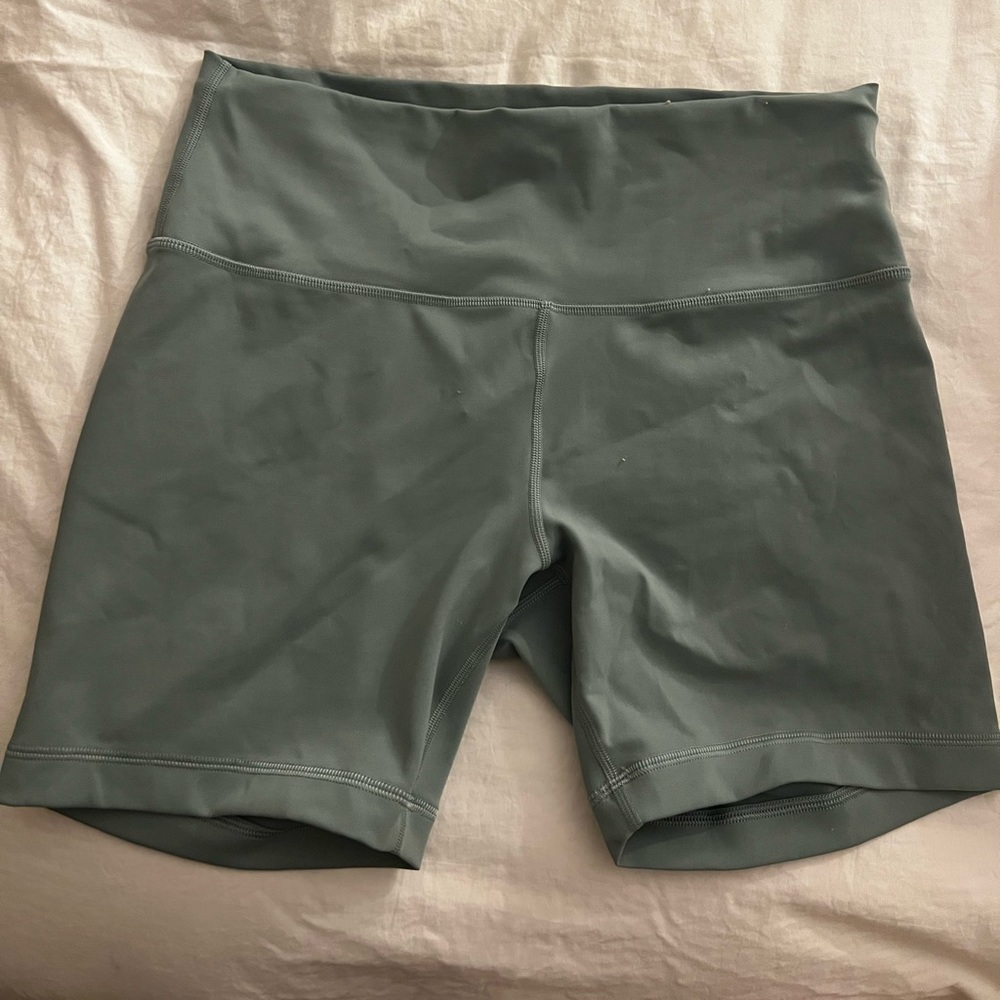 Lululemon biker shorts